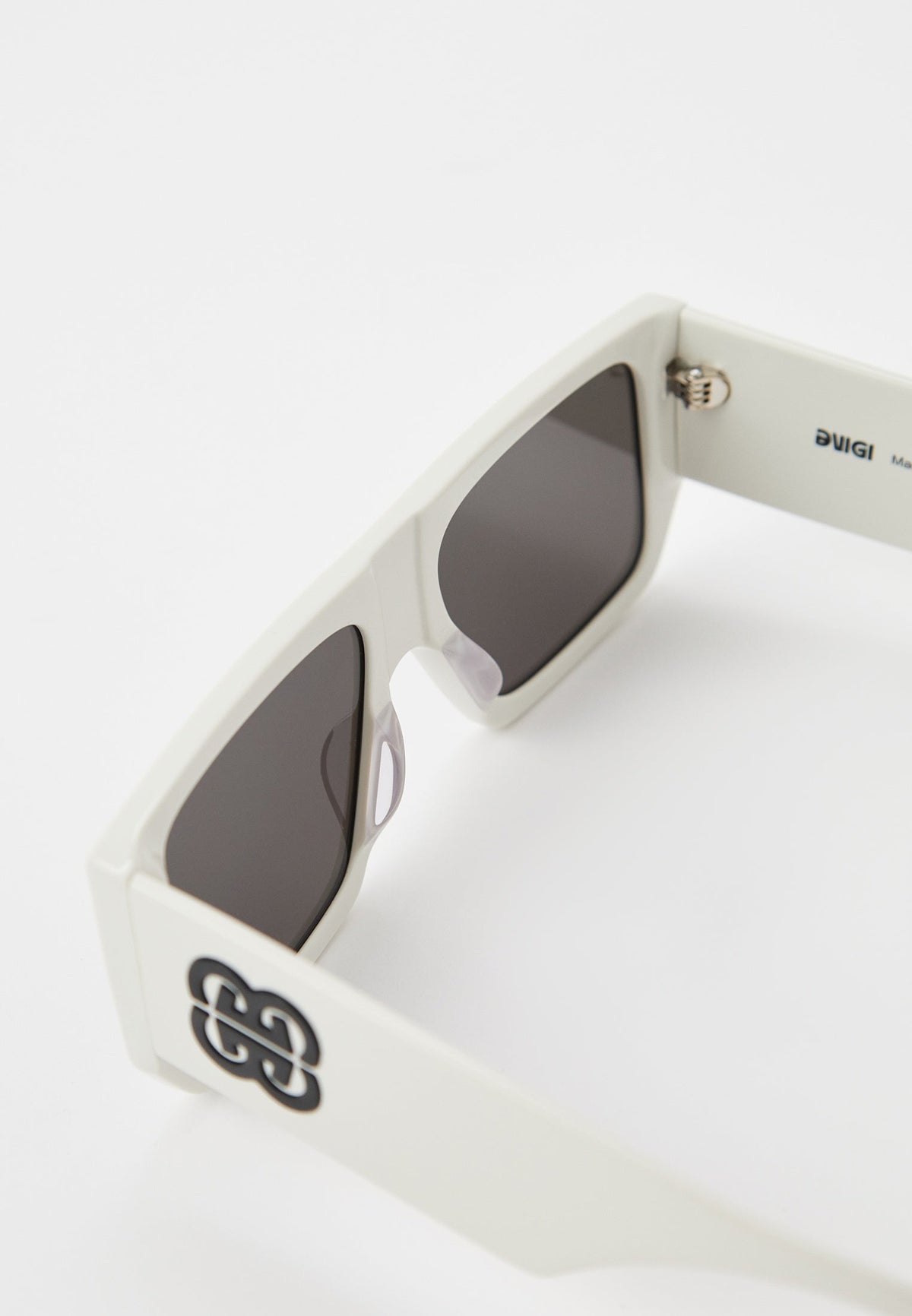 White Rectangle Sunglasses