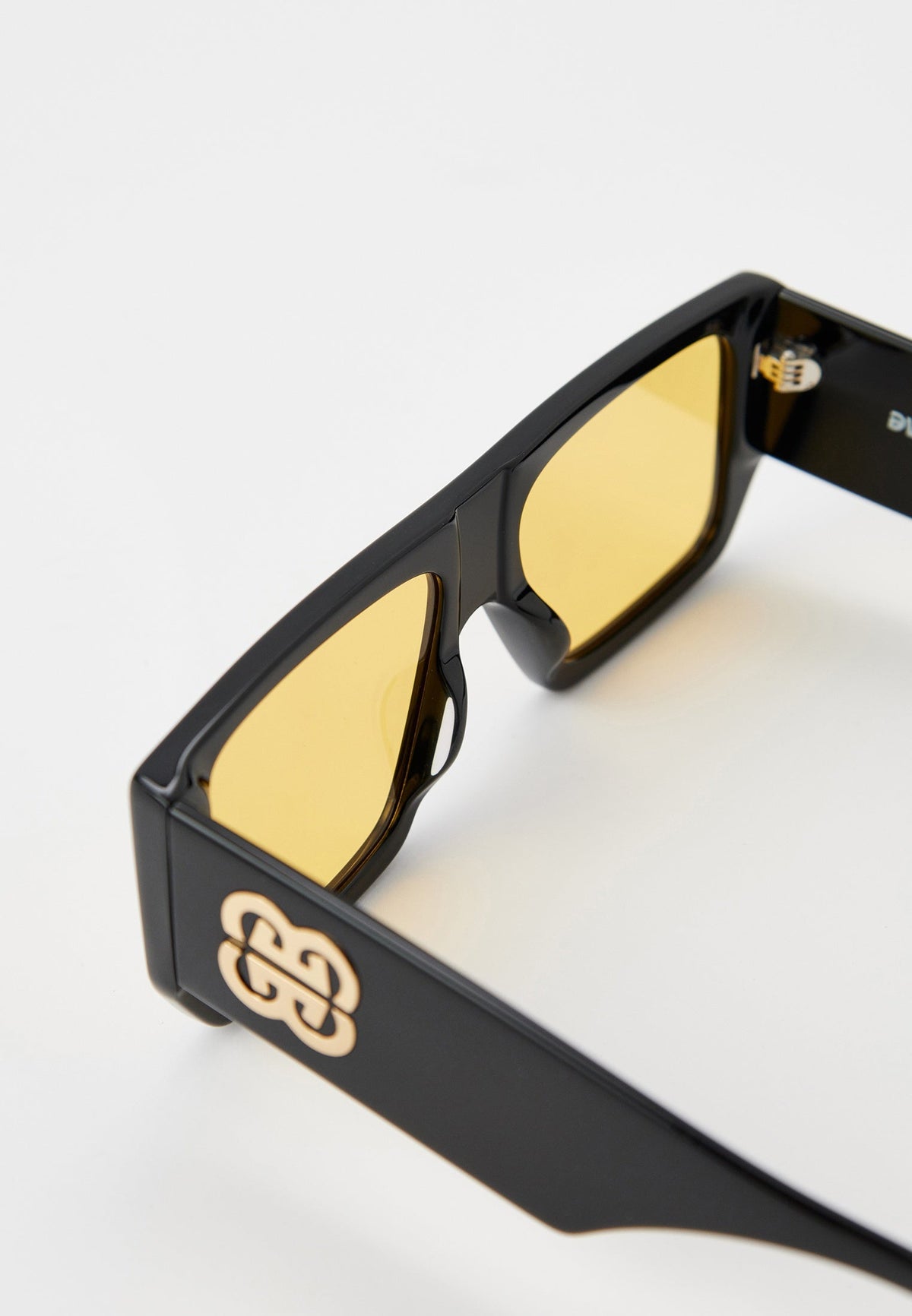 Black Amber Sunglasses