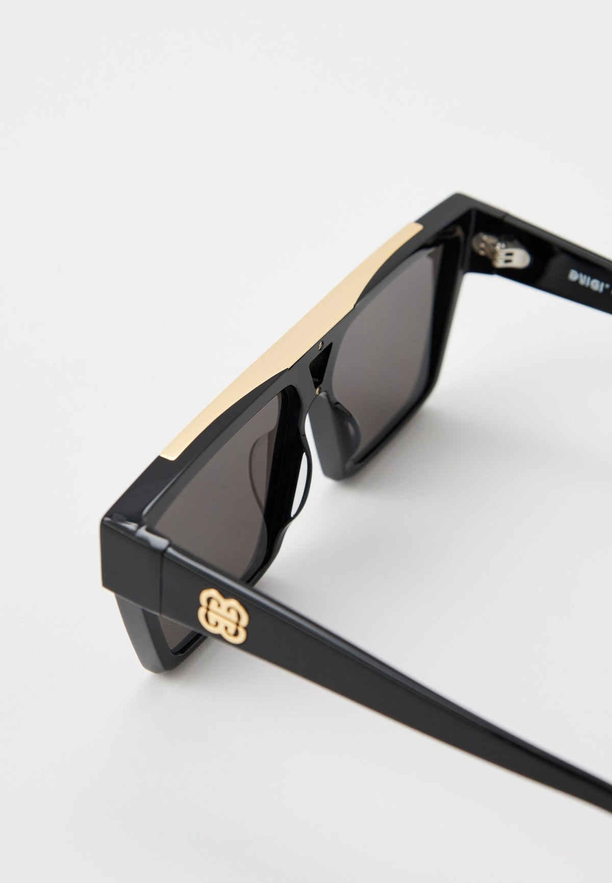 Black Geometric Sunglasses