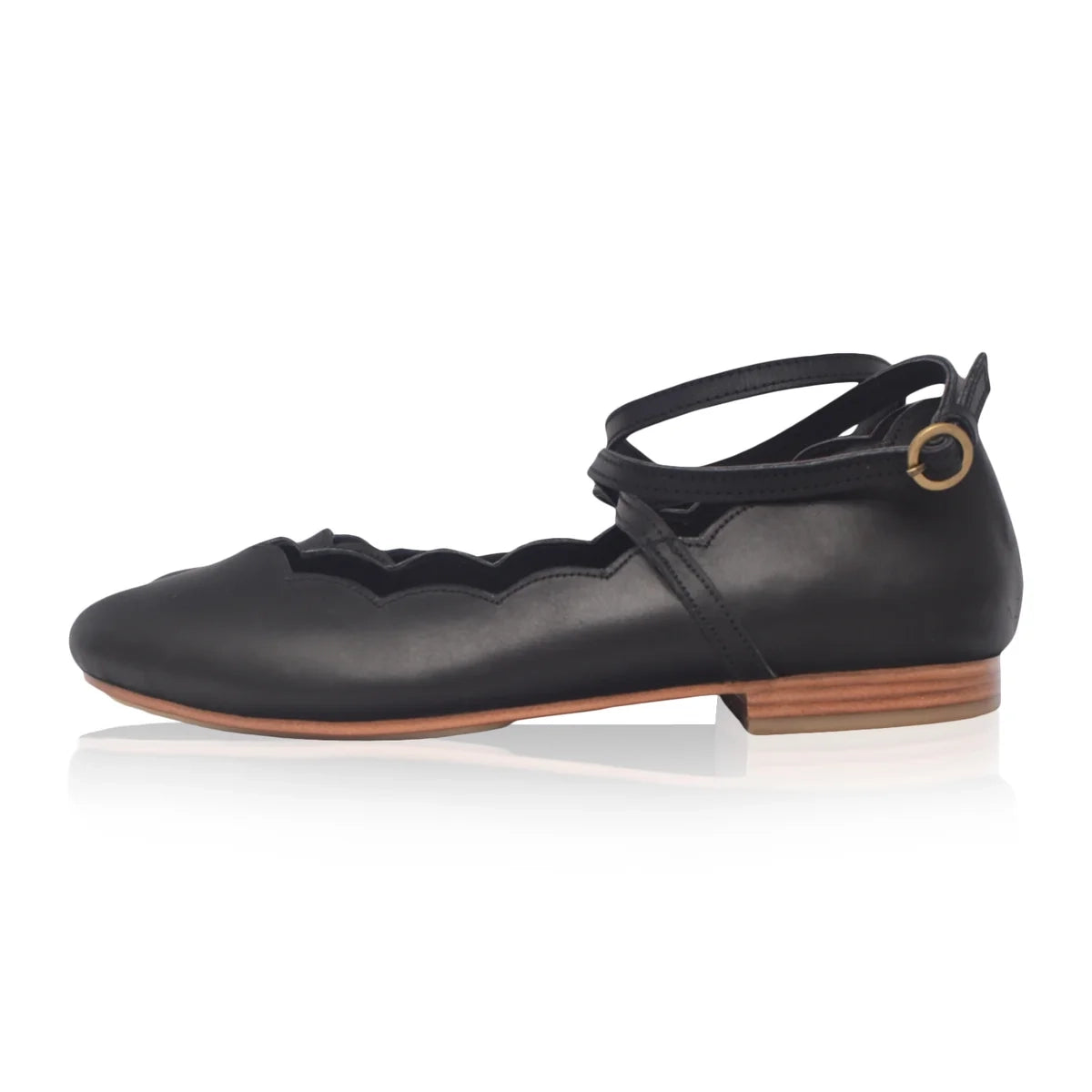 Myrelle Criss-Cross Leather Ballet Flats In Black