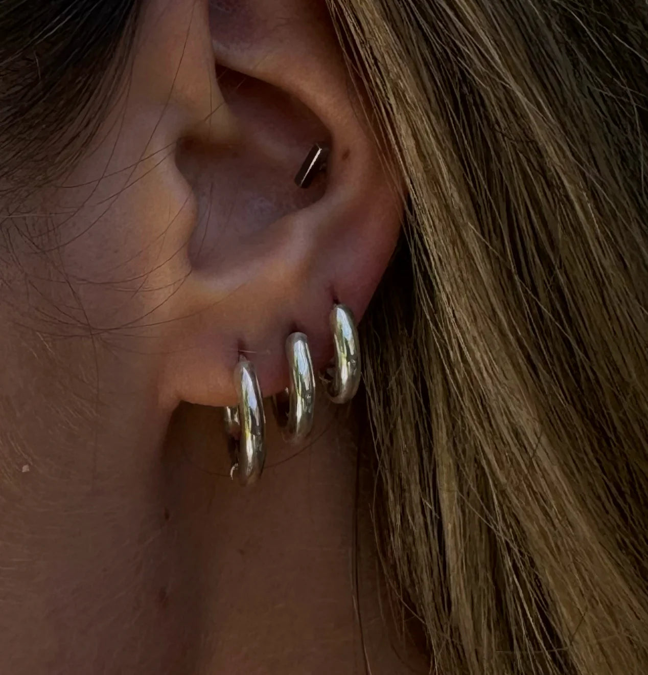 FLOW TRIO HOOP EARRINGS