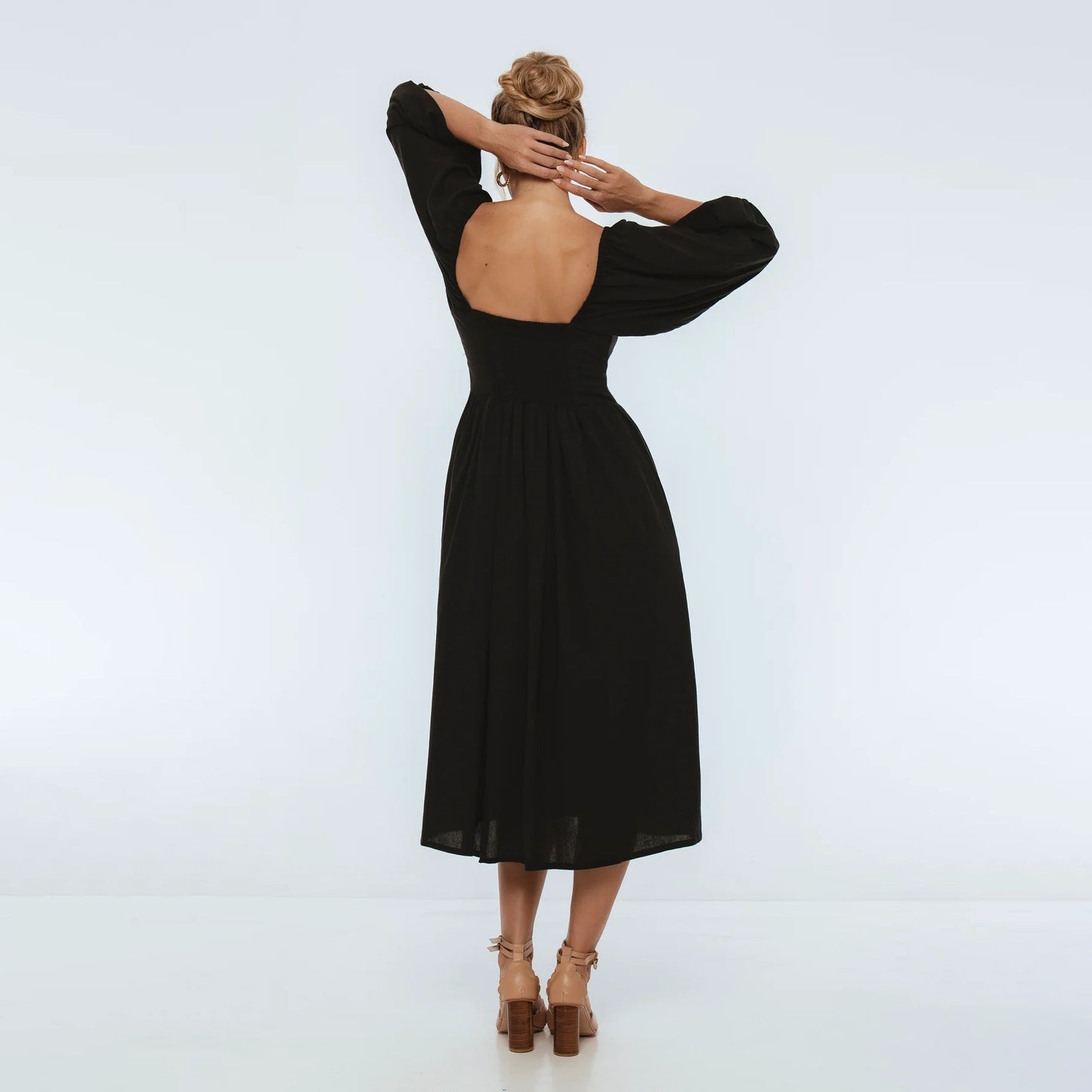 Genevieve Puff Sleeve Midi Dress In Black