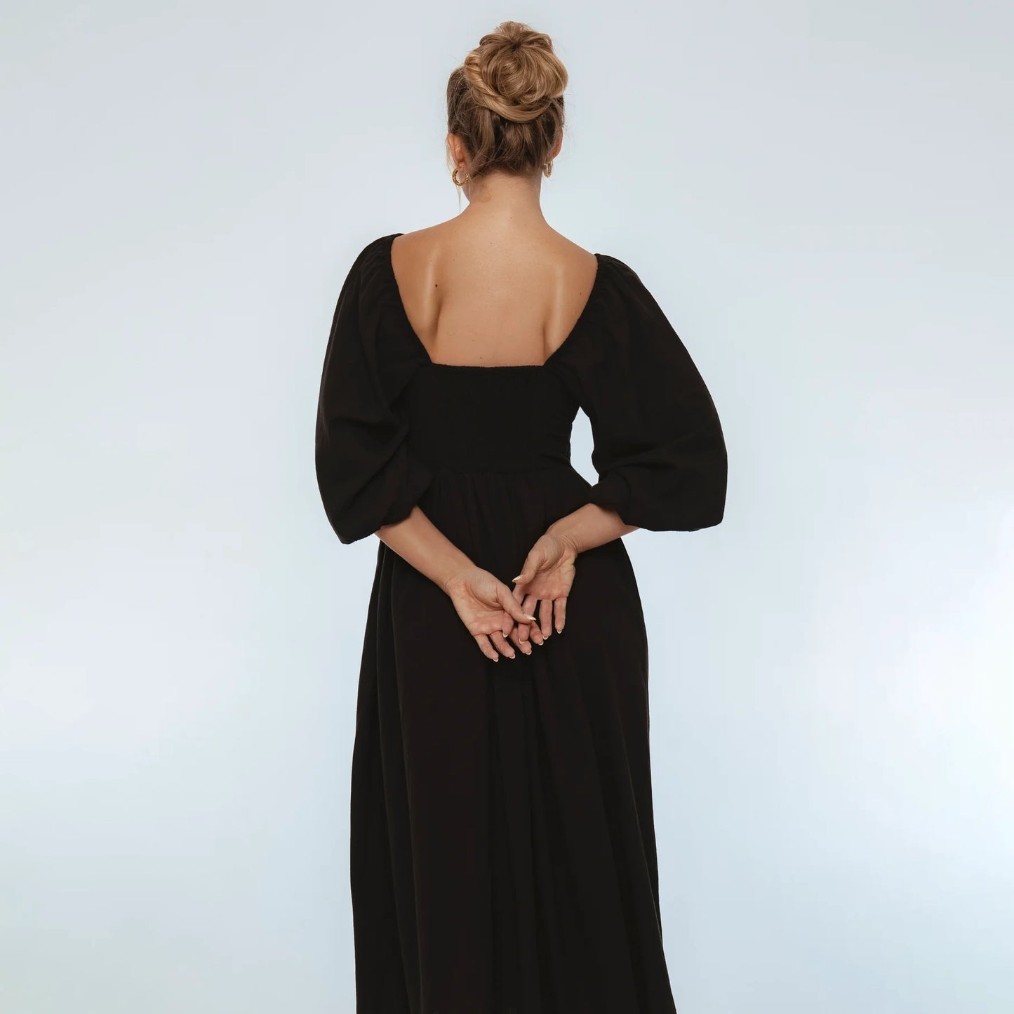 Genevieve Puff Sleeve Midi Dress In Black