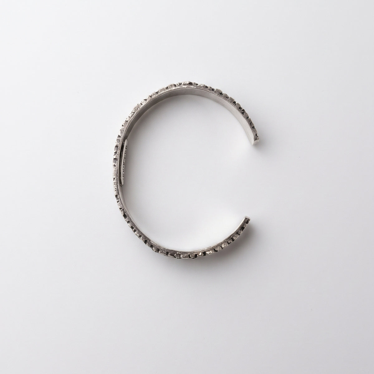 STINGRAT CUFF