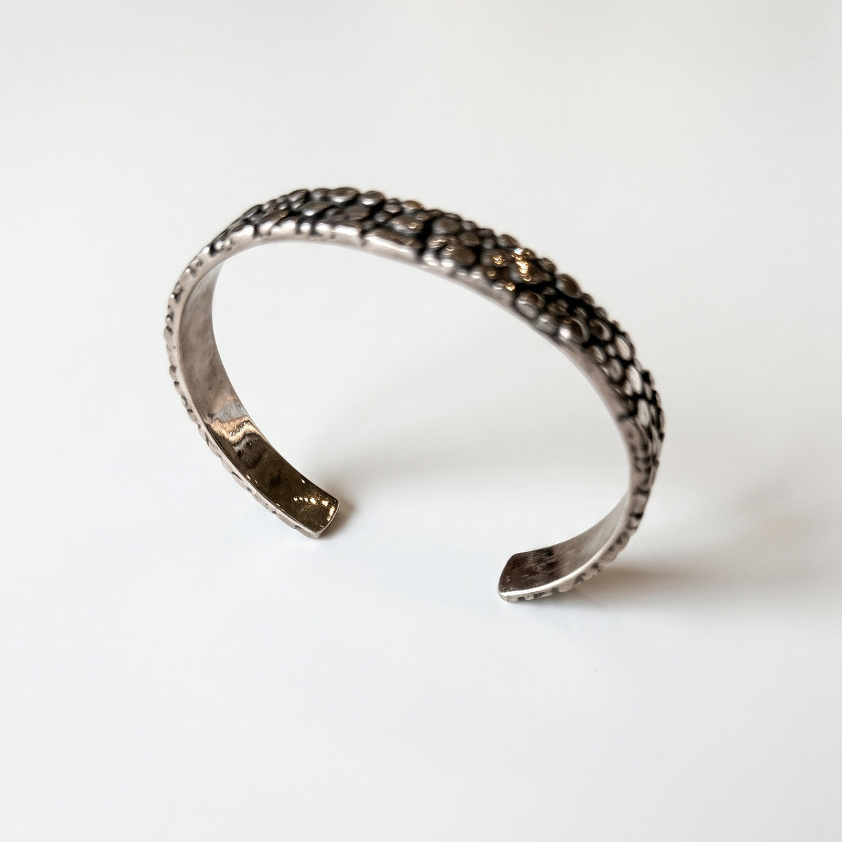 STINGRAT CUFF