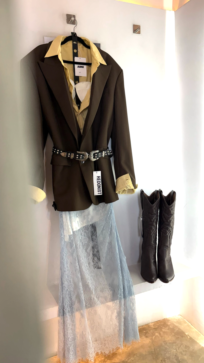 Look 3