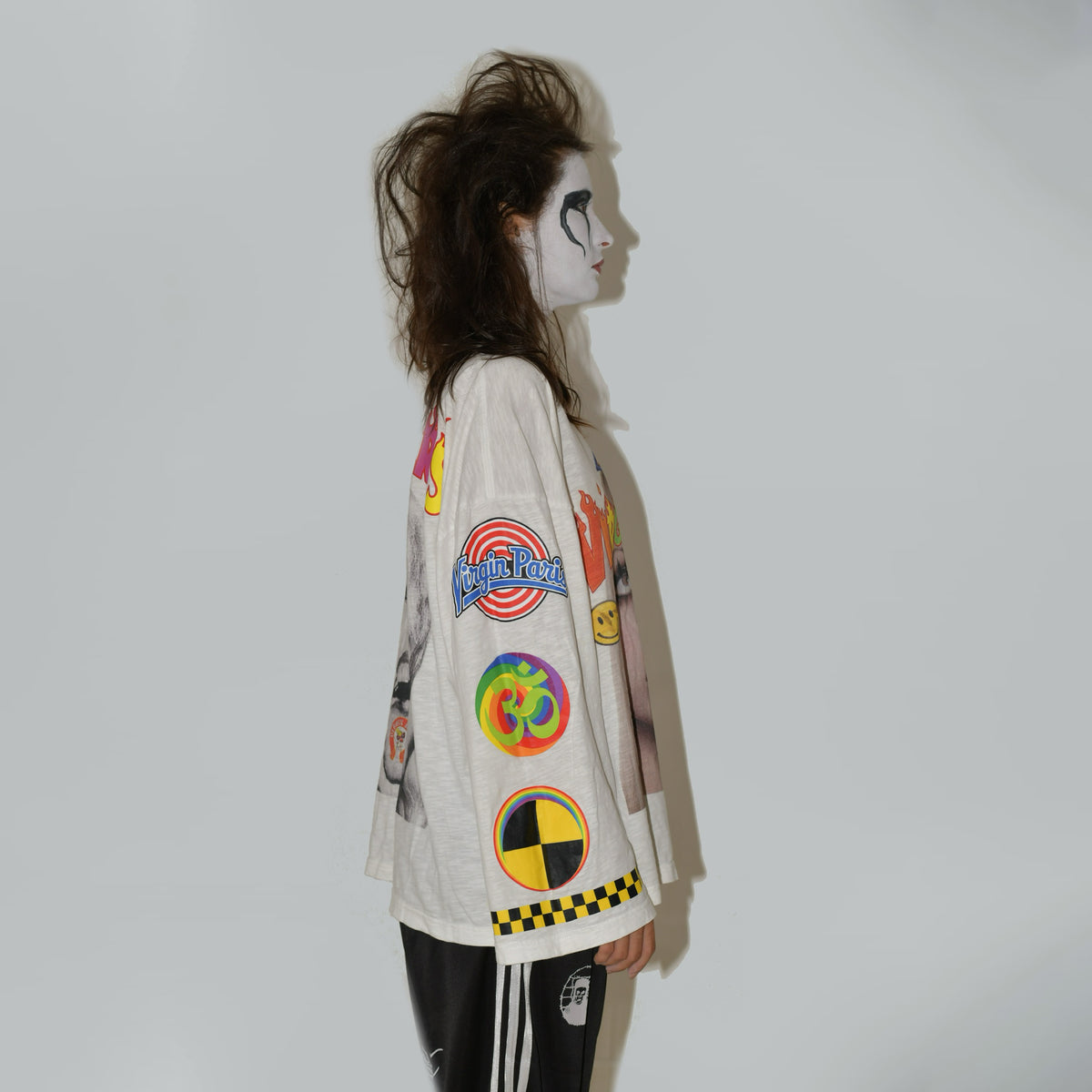LOVE SUCKS LONGSLEEVE