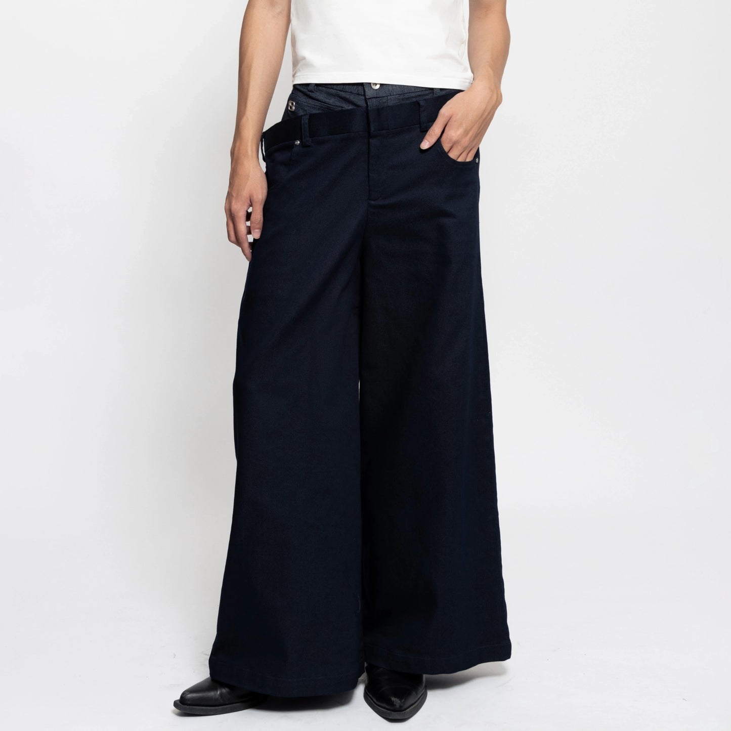 TILT TROUSERS