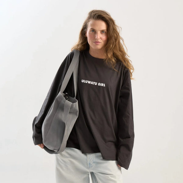 Longsleeve Uluwatu Girl In Dusty Black