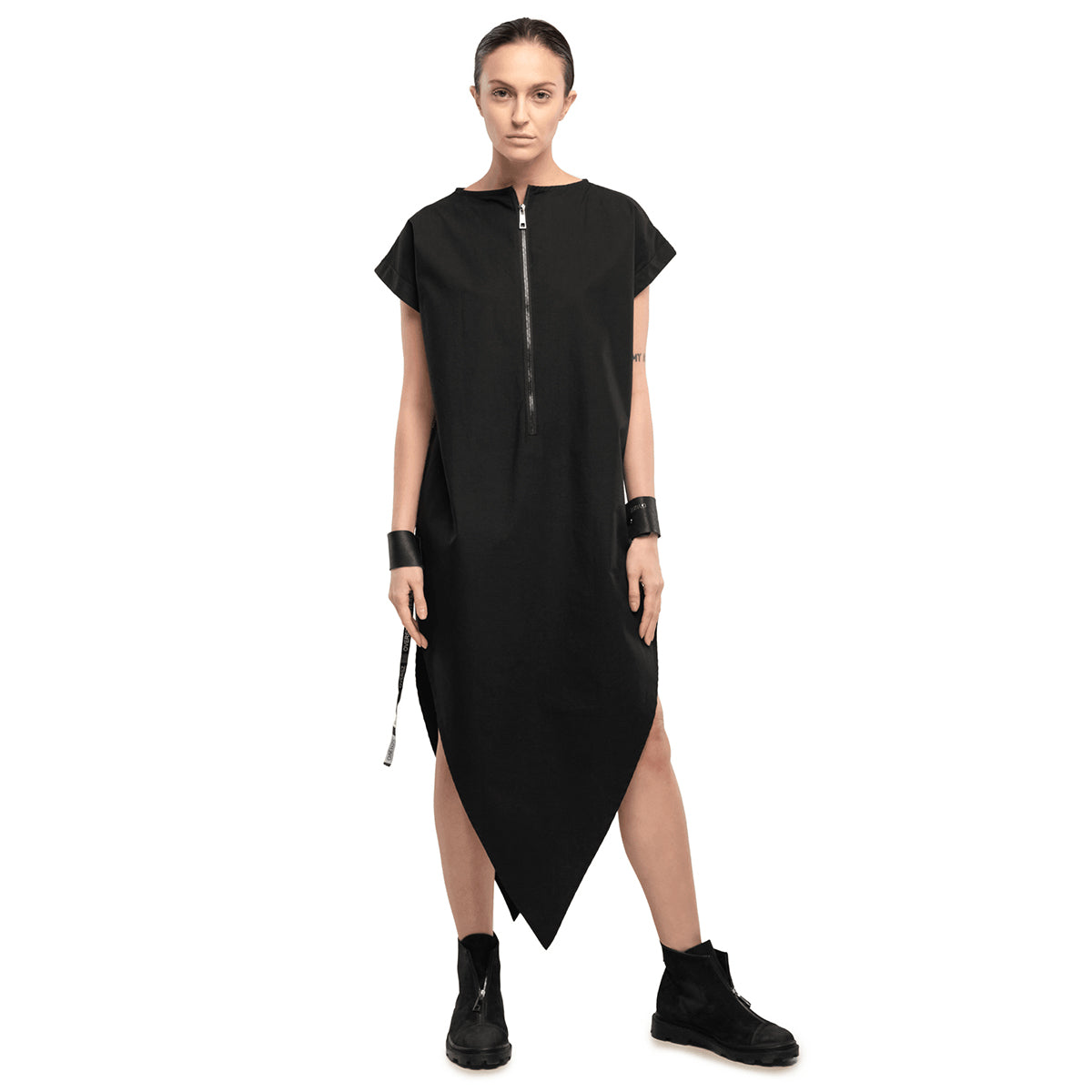 Asymmetric dress