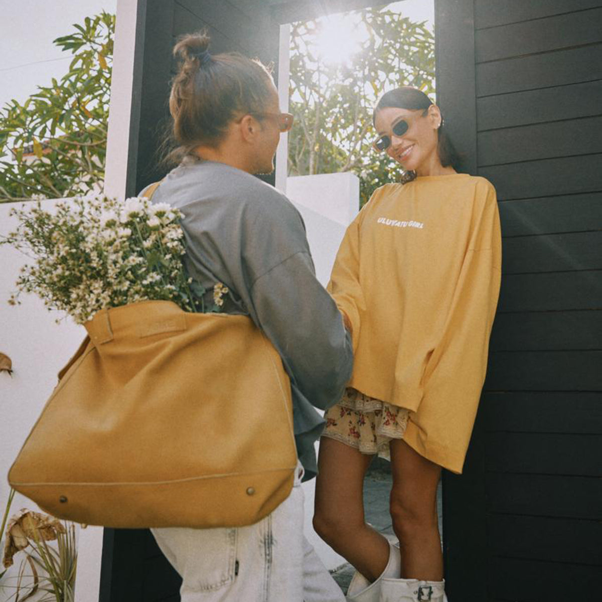 Longsleeve Uluwatu Girl In Mustard
