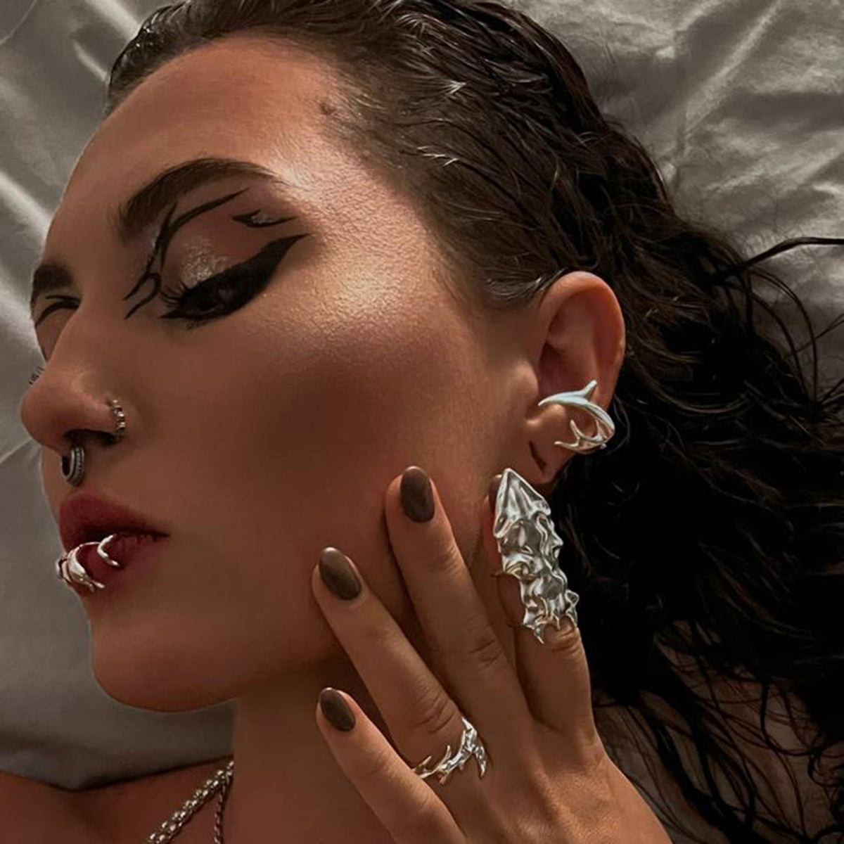 TE-042 Earcuff