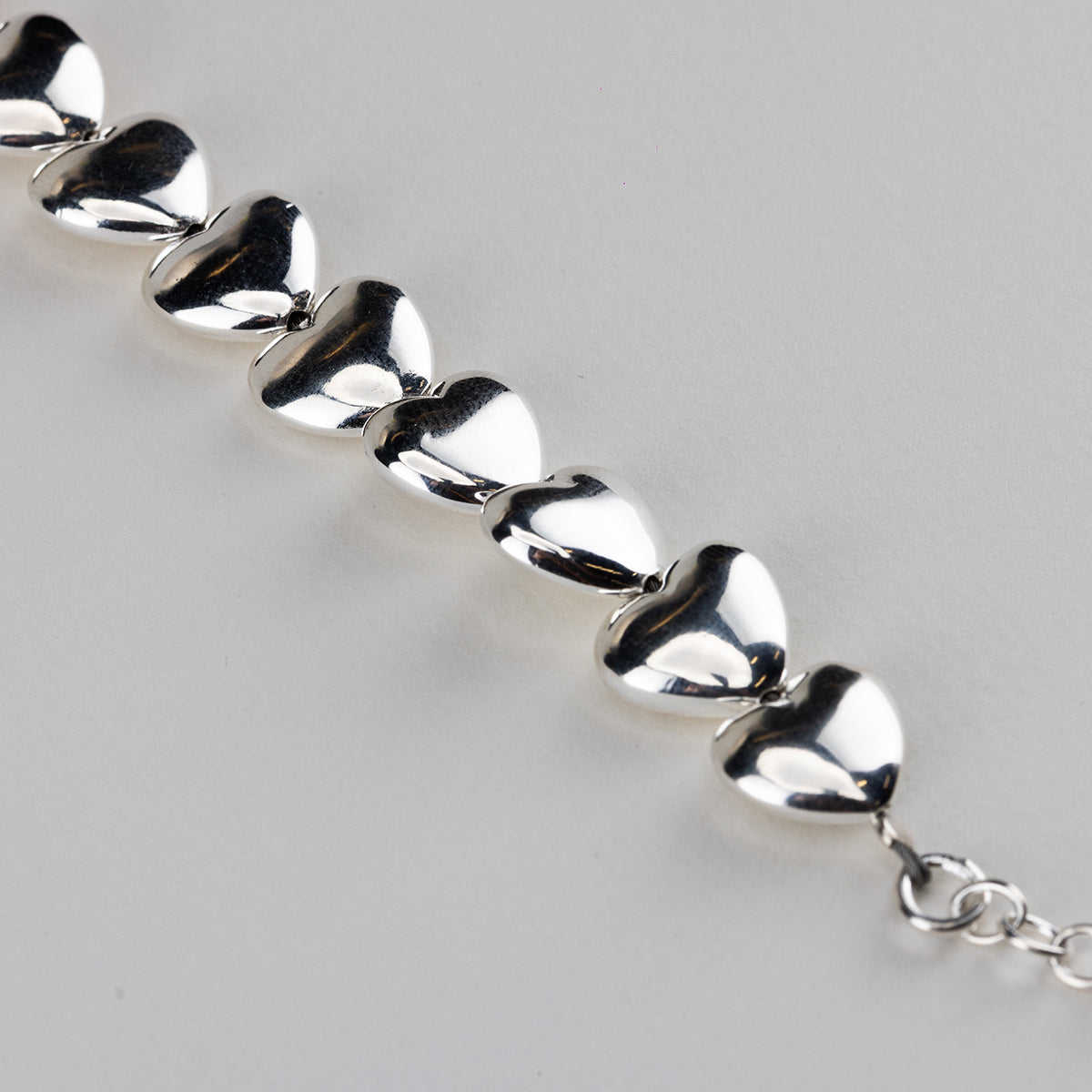 SILVER HEART BRACELET