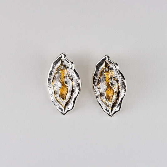 PUSSY EARRINGS