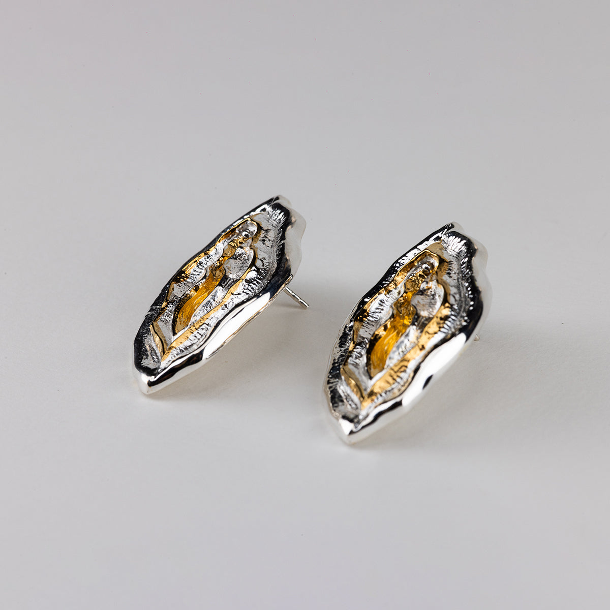 PUSSY EARRINGS