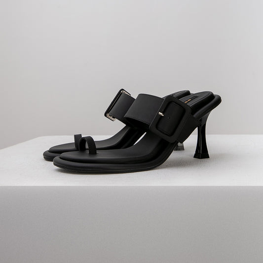 Szabo Black Sandals