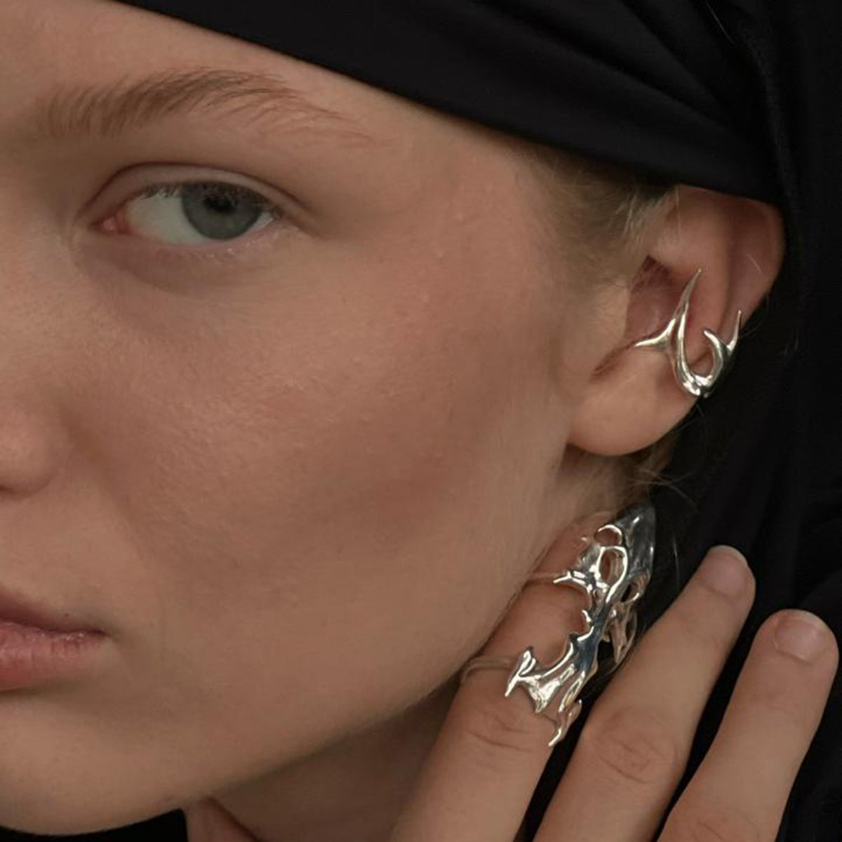 TE-042 Earcuff