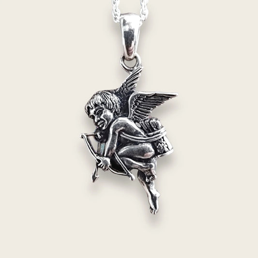 Angel pendant in silver