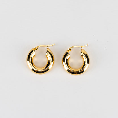 HOOP EARRING IN GOLD