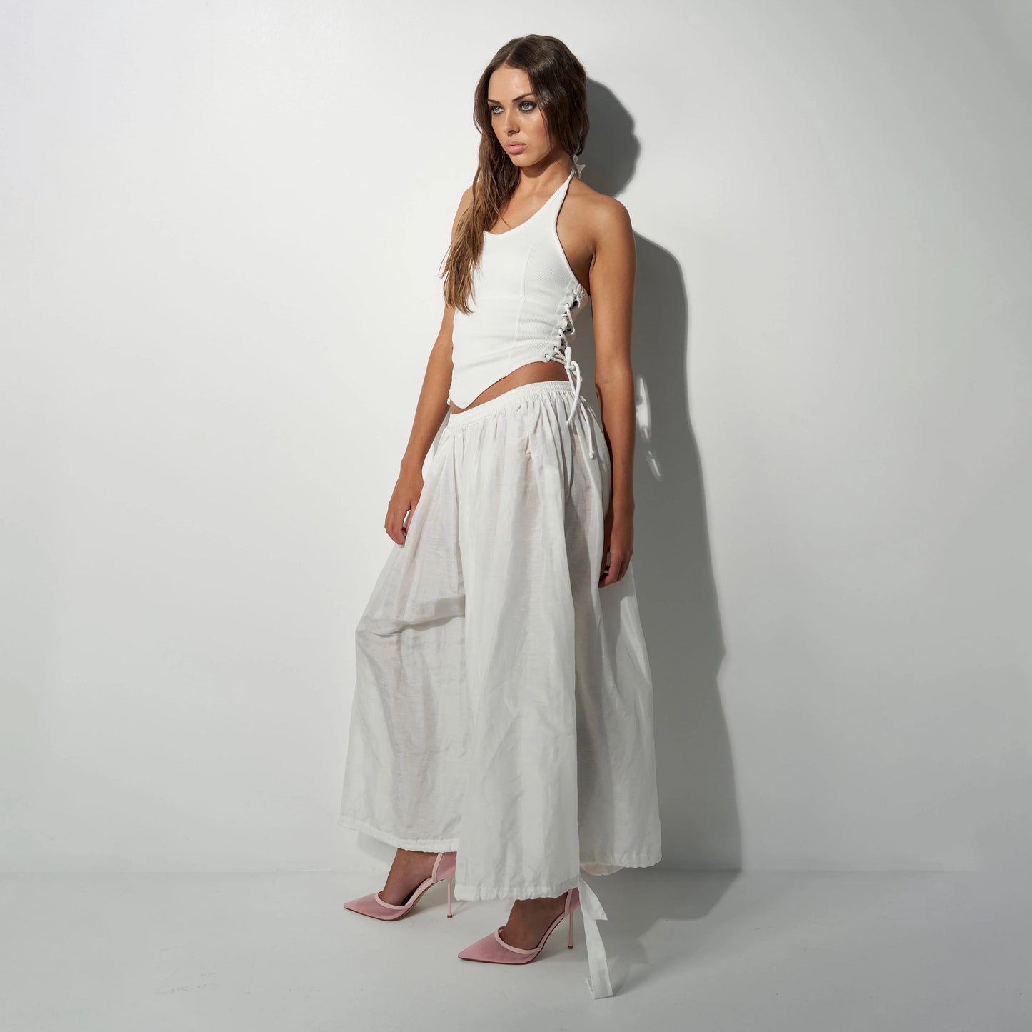 Alladin Set In White