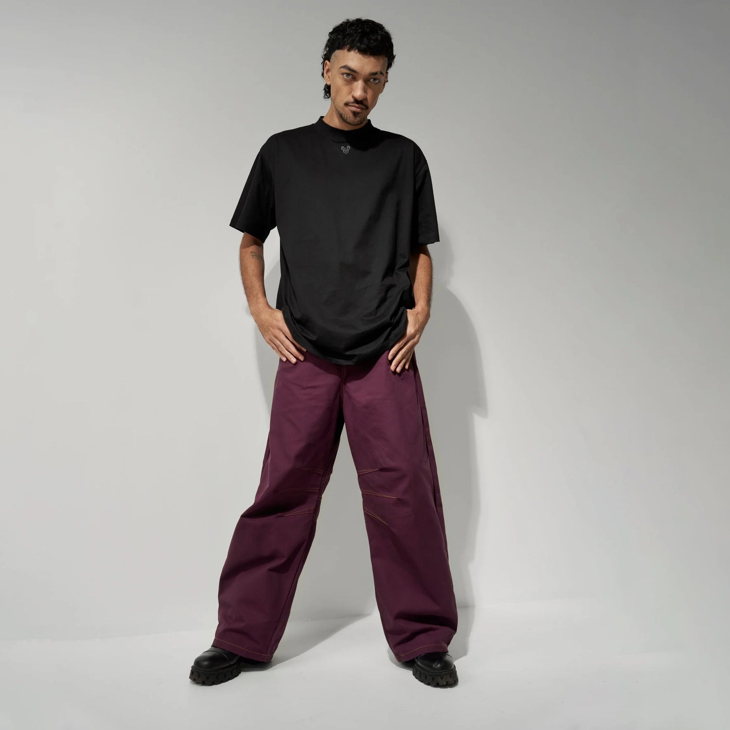 BAGGY UNISEX PANTS IN BURGUNDY