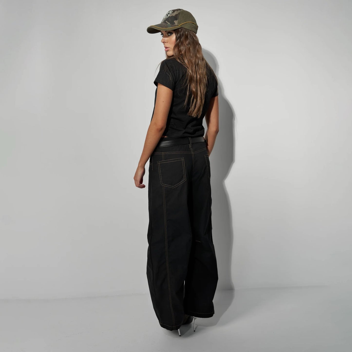 BAGGY UNISEX PANTS IN BLACK