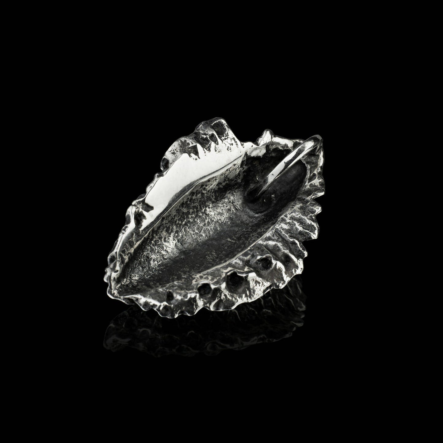 “Sea Seed” pendant