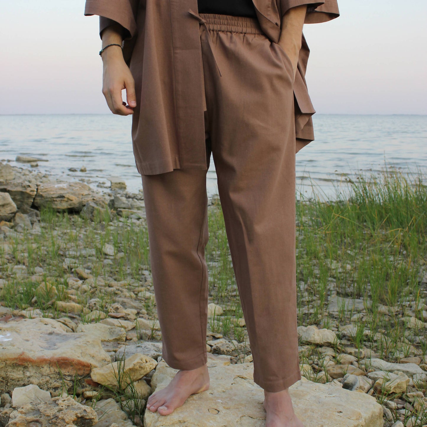 Men's linen pants with soft elastic waist
